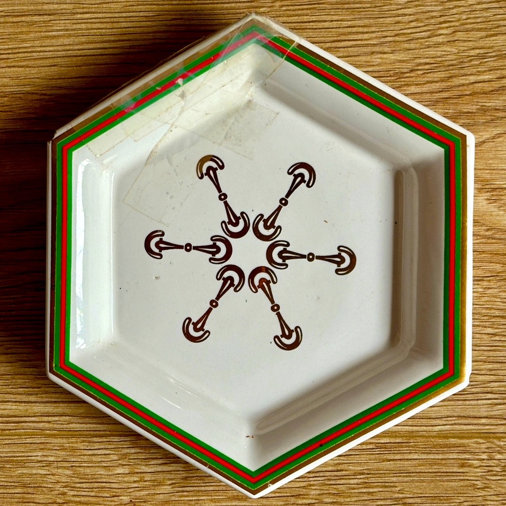 RARE Vintage 1970s Gucci Horsebit Porcelain Hexagon 4 Plate Set in Leather Case - Picture 9 of 17
